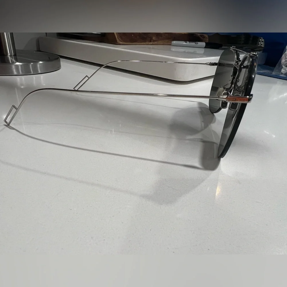 DIOR HOMME SUNGLASSES (SILVER) - Picture 5 of 5